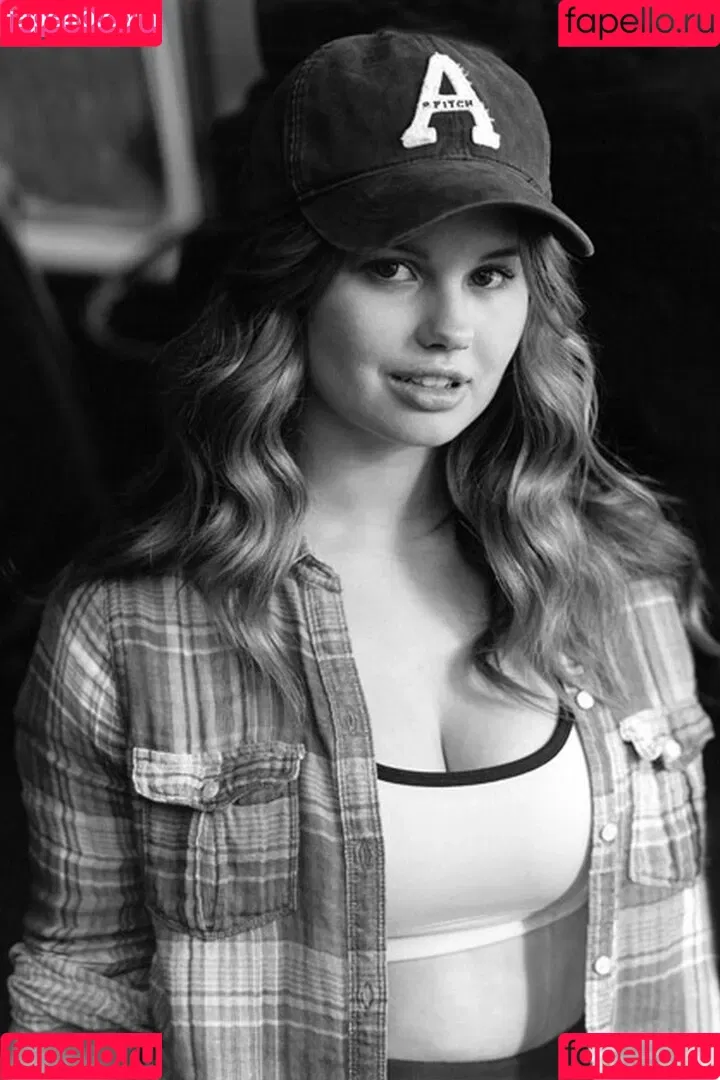 Debby Ryan Onlyfans Photo Gallery 