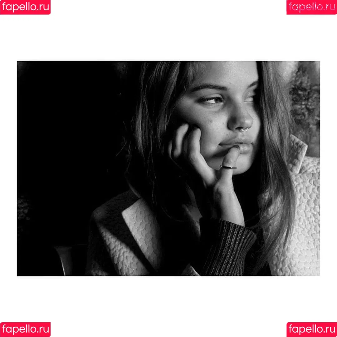 Debby Ryan Onlyfans Photo Gallery 