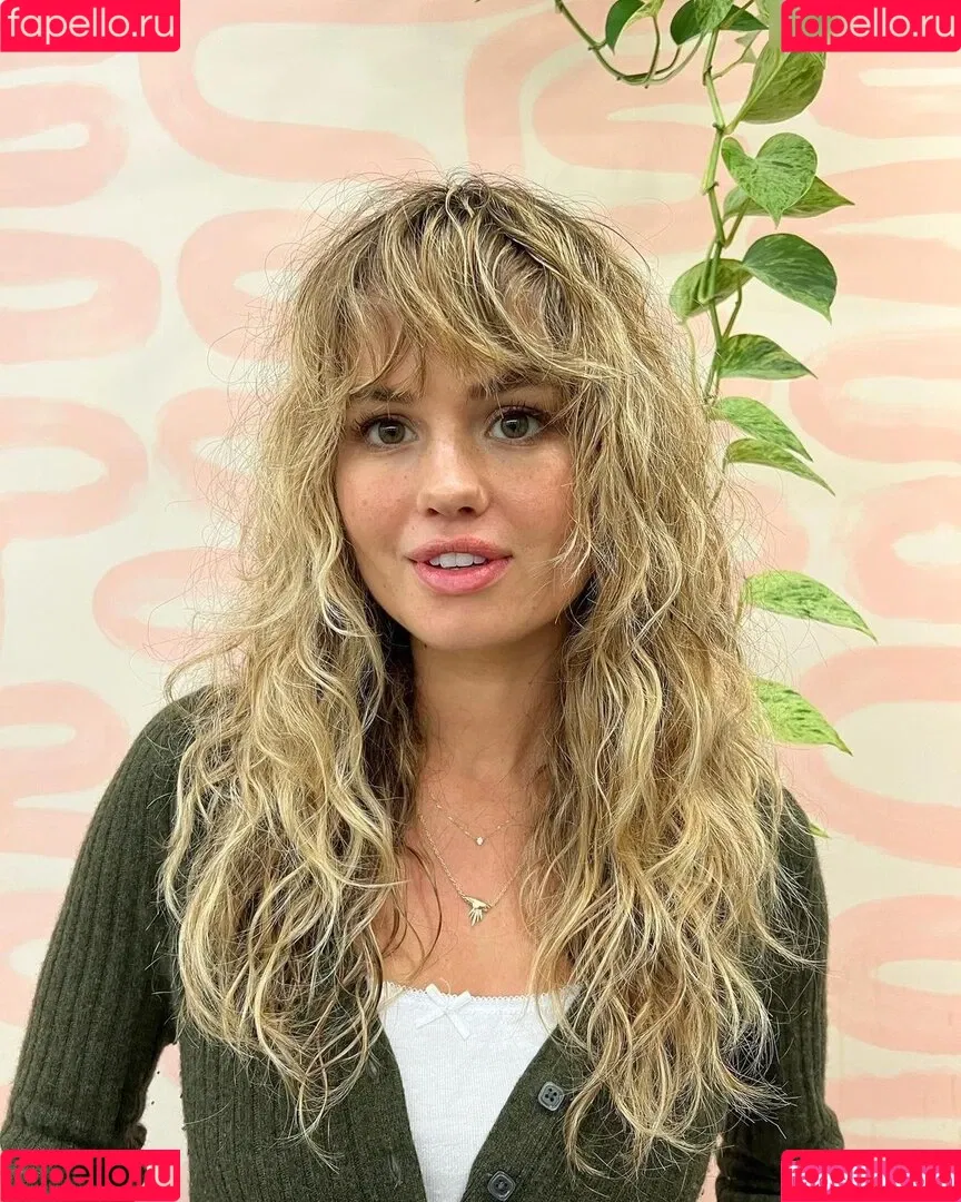Debby Ryan Onlyfans Photo Gallery 