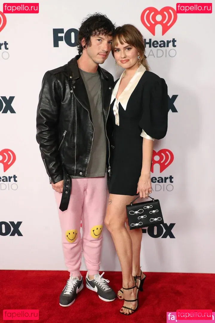 Debby Ryan Onlyfans Photo Gallery 