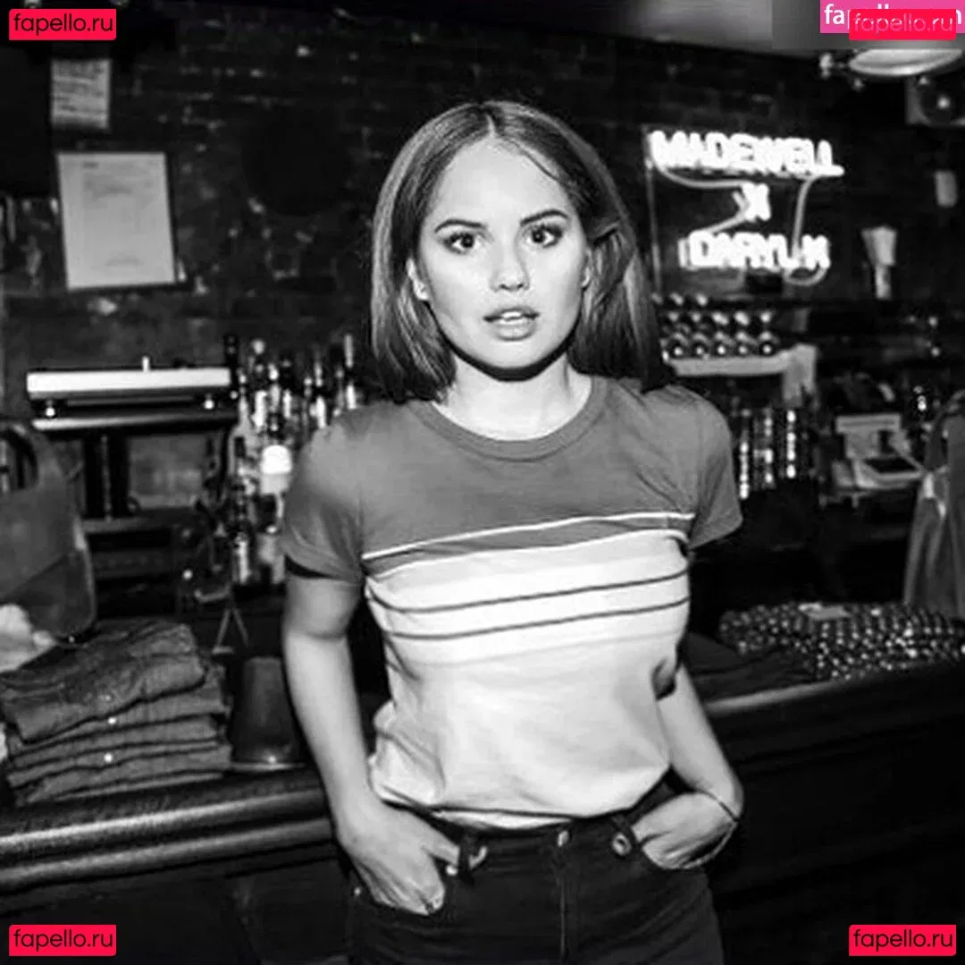 Debby Ryan Onlyfans Photo Gallery 