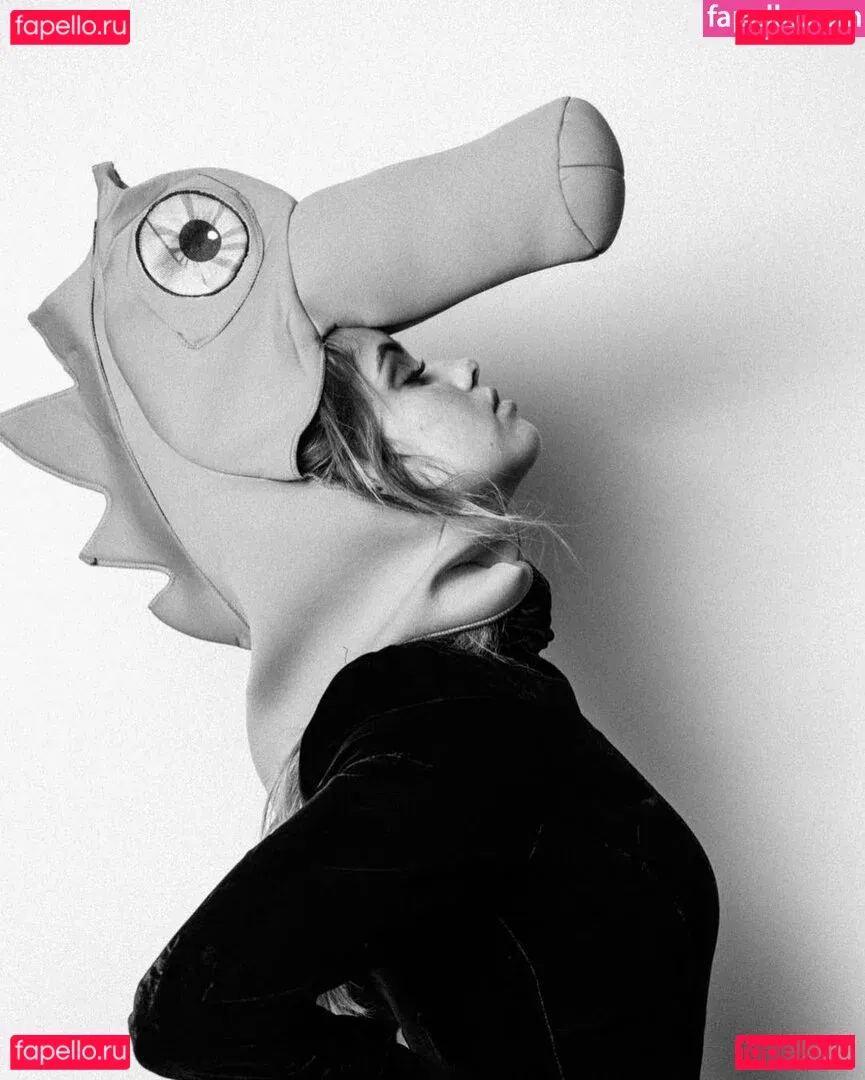 Debby Ryan Onlyfans Photo Gallery 