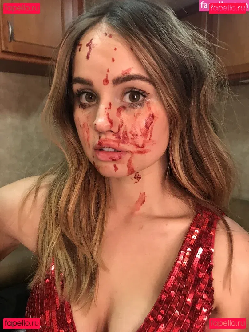 Debby Ryan Onlyfans Photo Gallery 