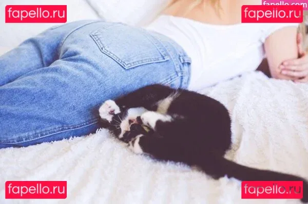 Debby Ryan Onlyfans Photo Gallery 