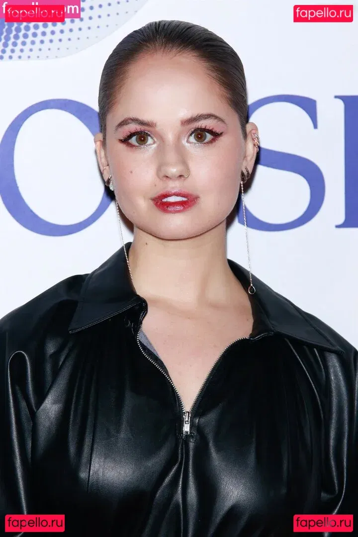 Debby Ryan Onlyfans Photo Gallery 