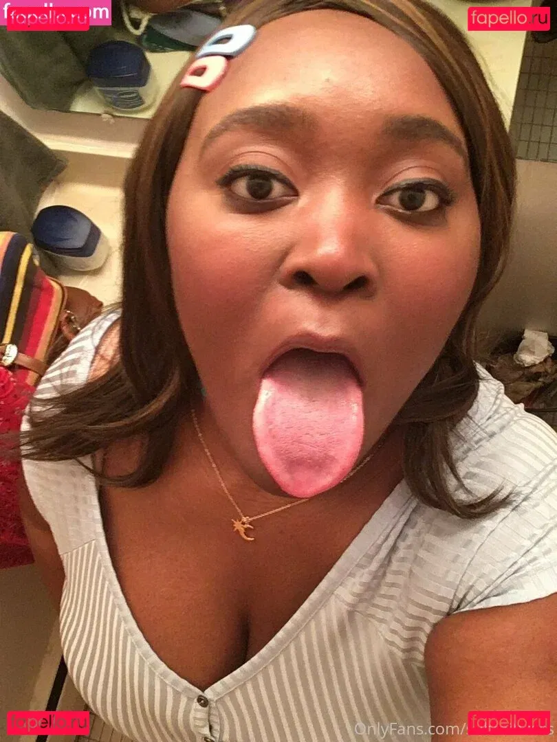 Submittress Onlyfans Photo Gallery 