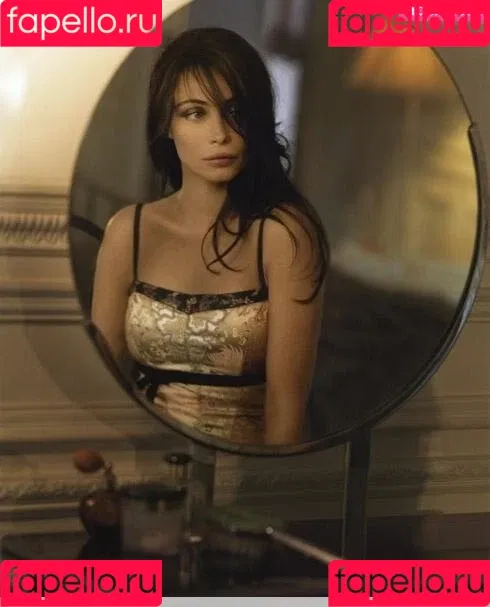 Emmanuelle Béart Onlyfans Photo Gallery 