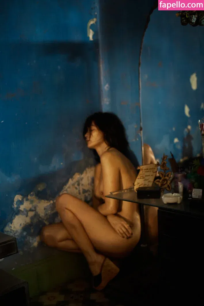 Emmanuelle Béart Onlyfans Photo Gallery 