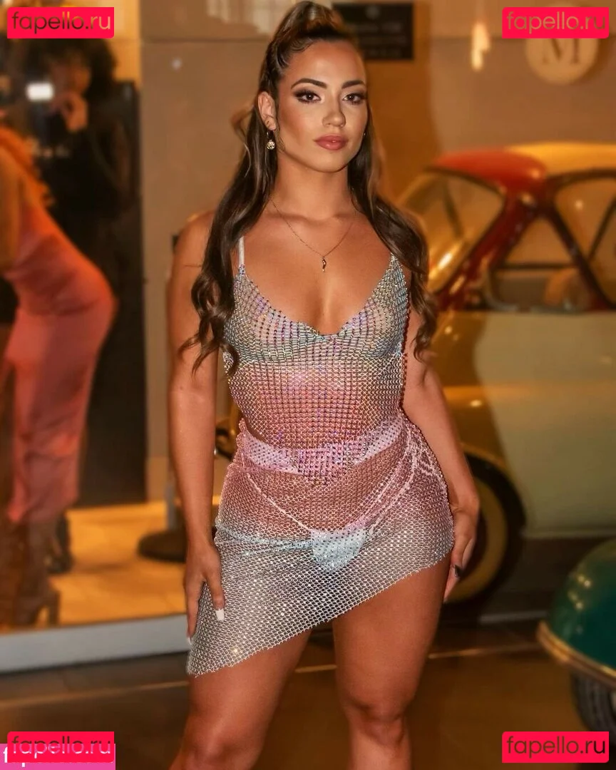 Teresa Arena Onlyfans Photo Gallery 