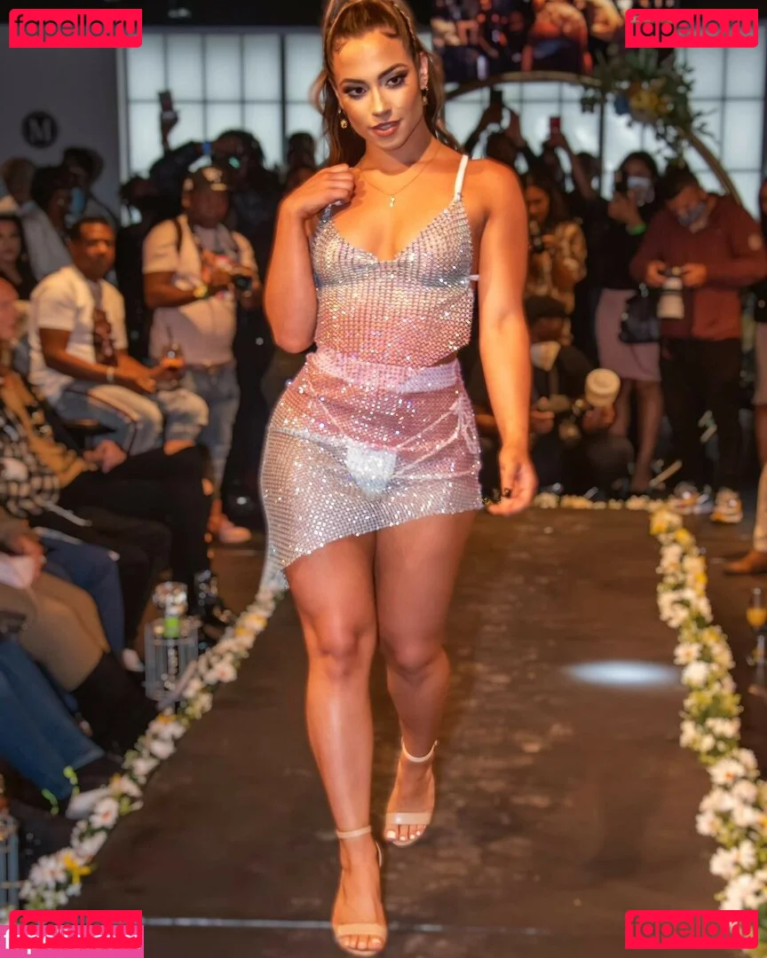 Teresa Arena Onlyfans Photo Gallery 