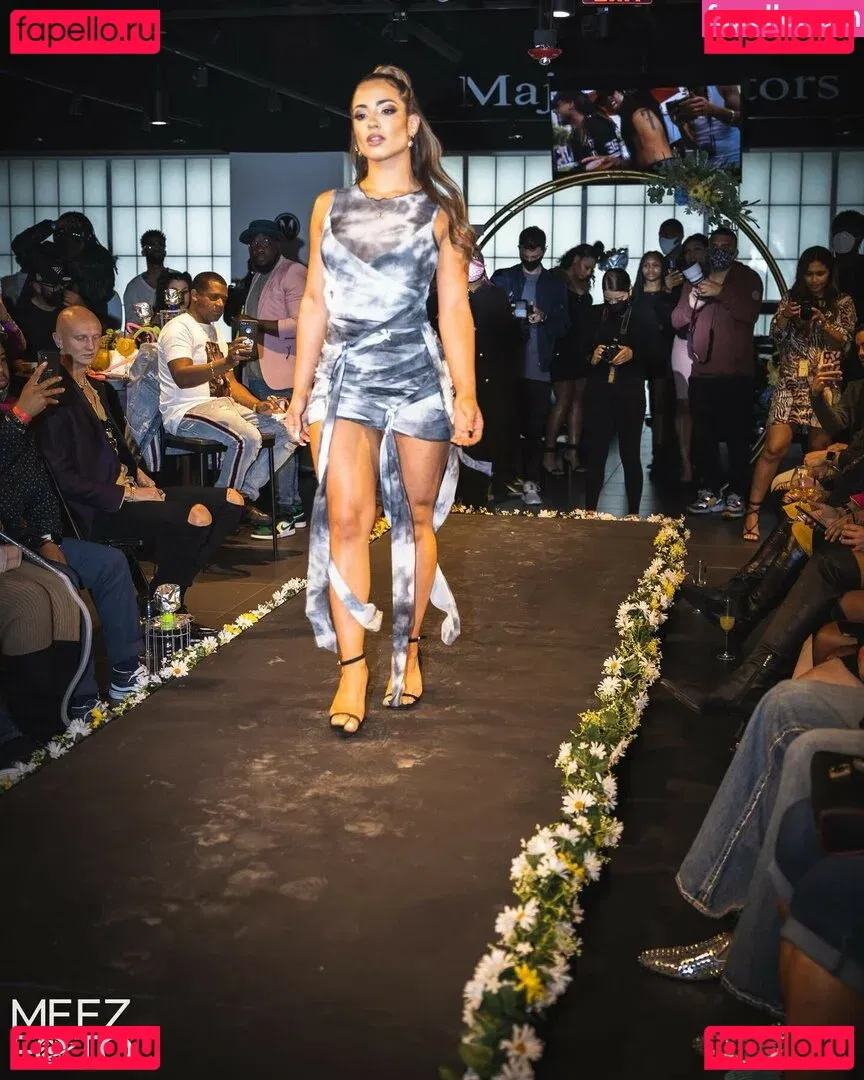 Teresa Arena Onlyfans Photo Gallery 