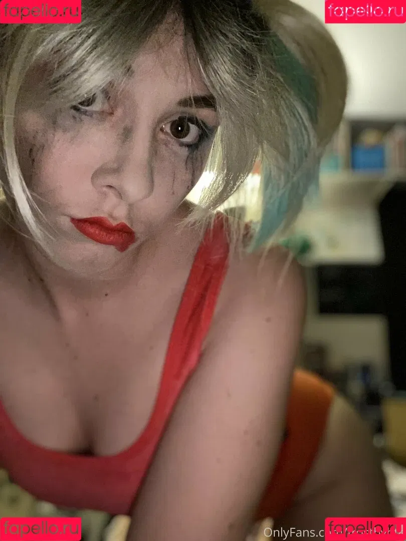 frostbyhte Onlyfans Photo Gallery 