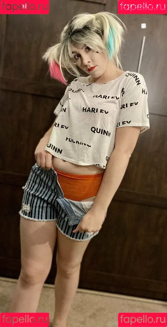 frostbyhte Onlyfans Photo Gallery 