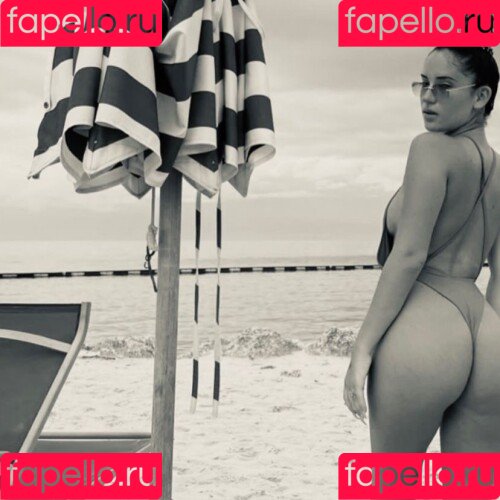 Orin Peer Onlyfans Photo Gallery 