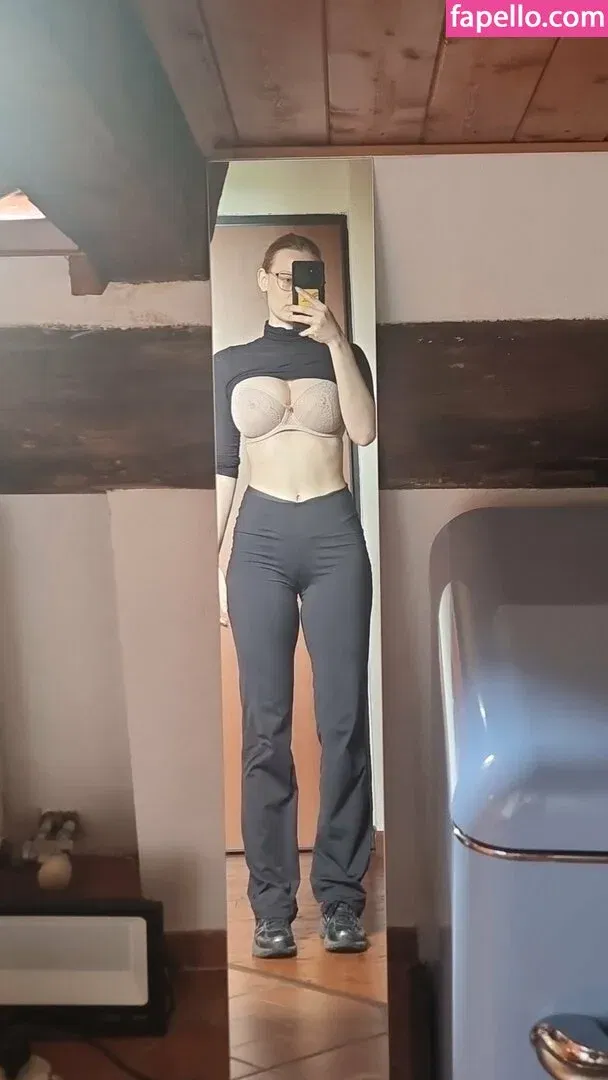 Luiza Conlaz Onlyfans Photo Gallery 