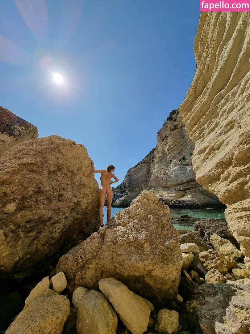 Luiza Conlaz Onlyfans Photo Gallery 