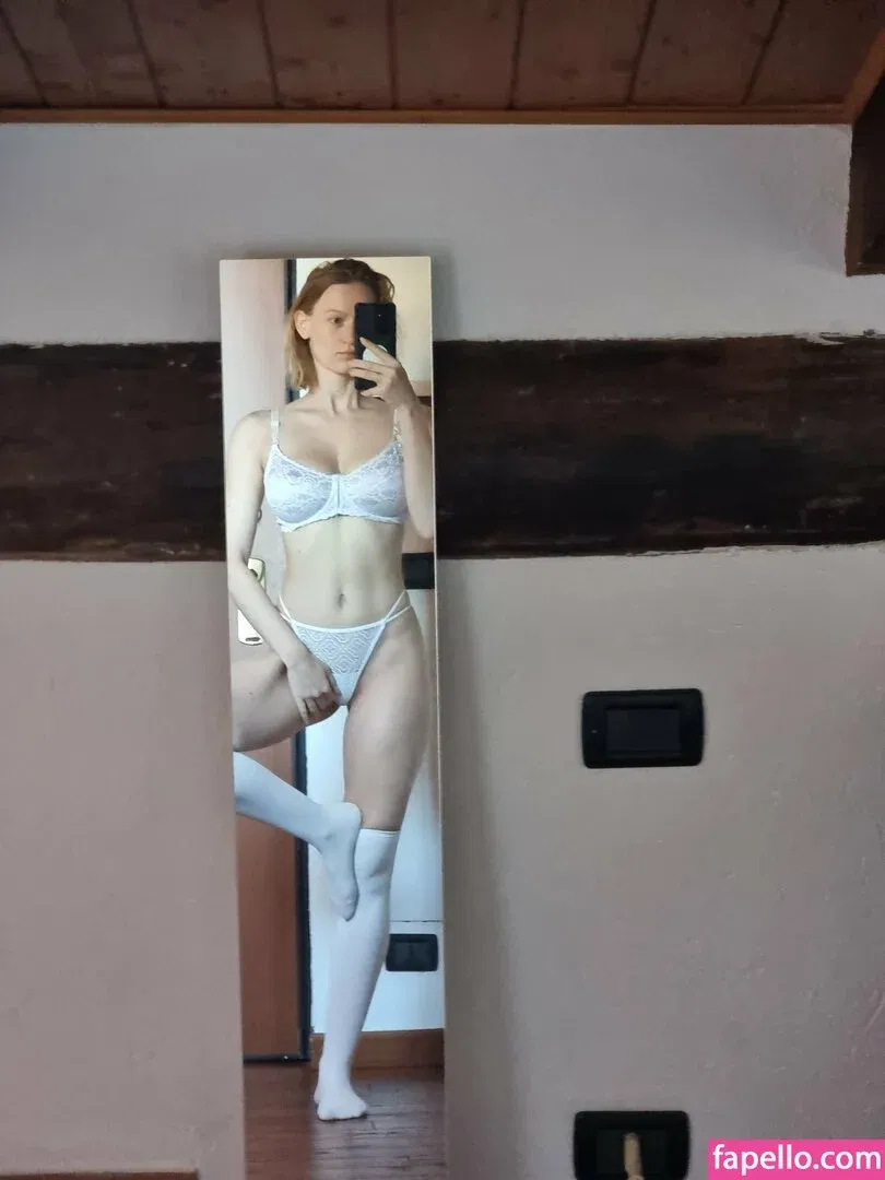 Luiza Conlaz Onlyfans Photo Gallery 