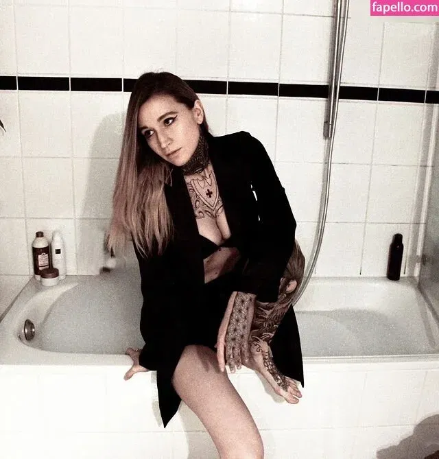 Hanna Heartwork Onlyfans Photo Gallery 