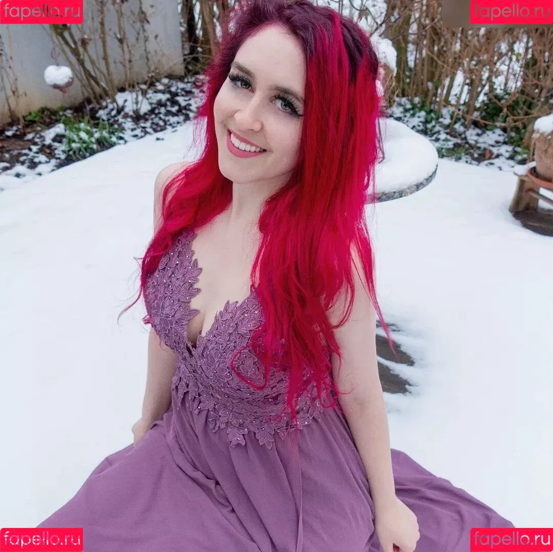 Juliversal Onlyfans Photo Gallery 