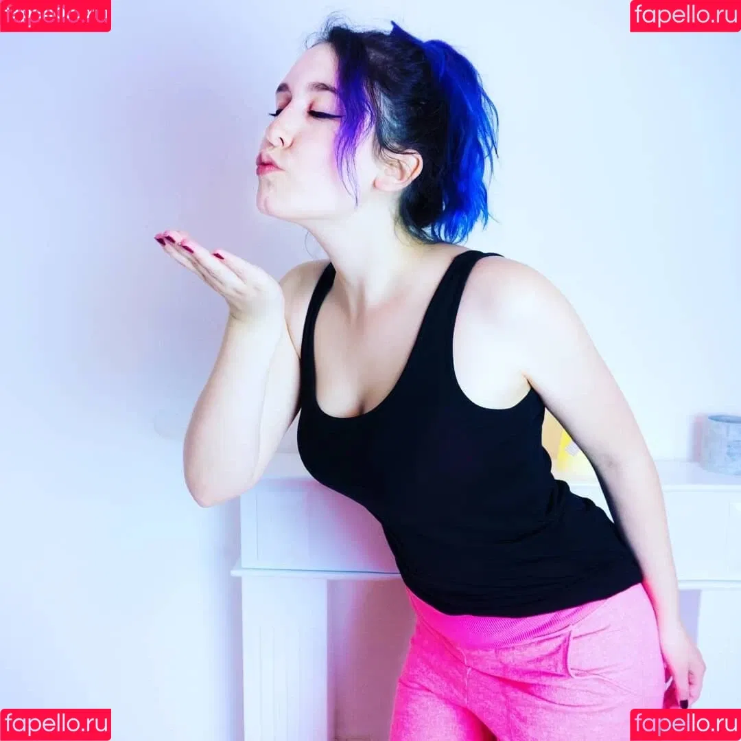 Juliversal Onlyfans Photo Gallery 