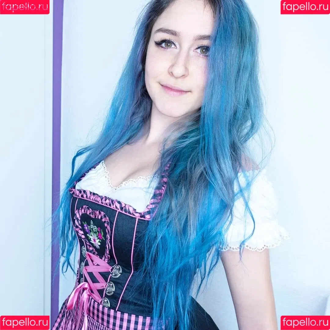 Juliversal Onlyfans Photo Gallery 