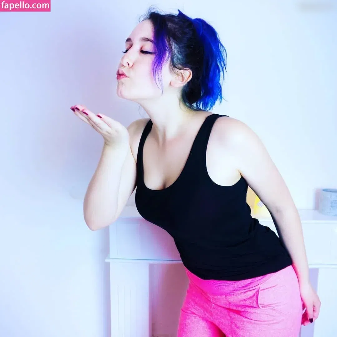 Juliversal Onlyfans Photo Gallery 