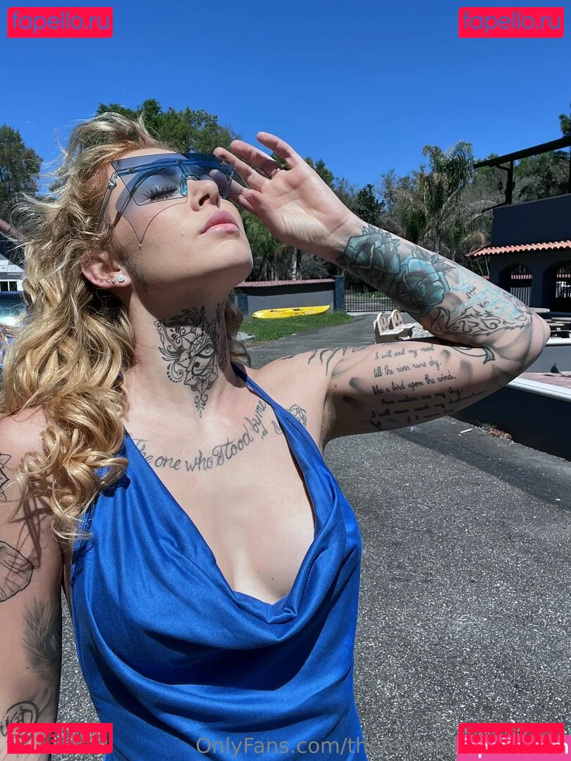 Thefemalebossofficial Onlyfans Photo Gallery 