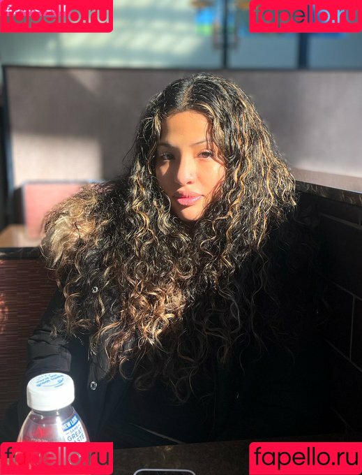 reinavibes Onlyfans Photo Gallery 