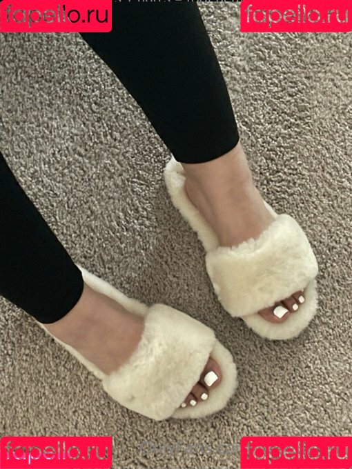 reinavibes Onlyfans Photo Gallery 