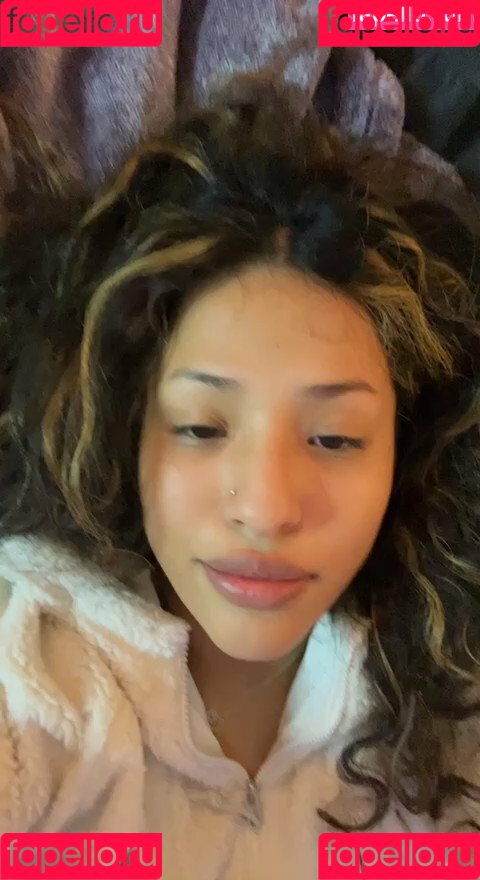 reinavibes Onlyfans Photo Gallery 