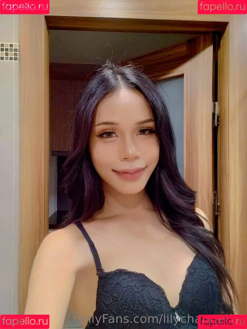 lilychannel18 Onlyfans Photo Gallery 