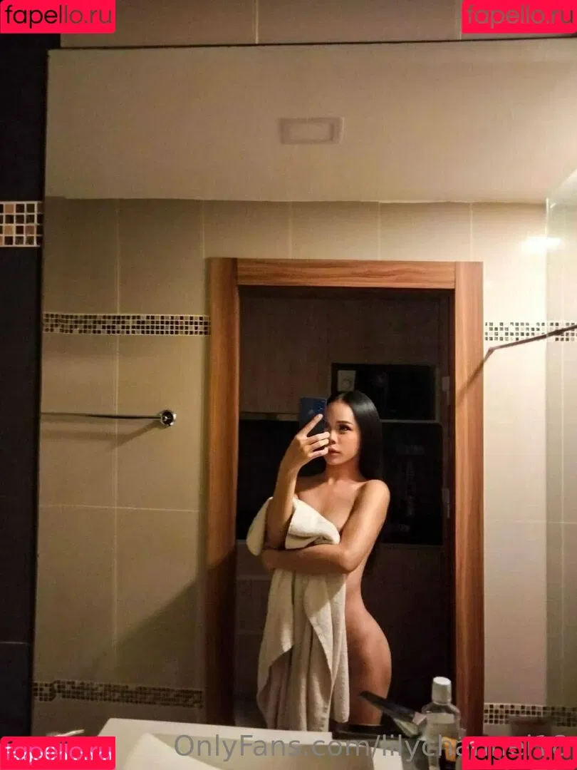 lilychannel18 Onlyfans Photo Gallery 