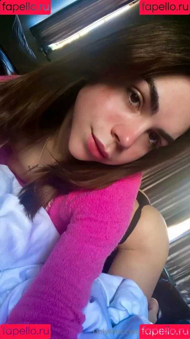 lilychannel18 Onlyfans Photo Gallery 