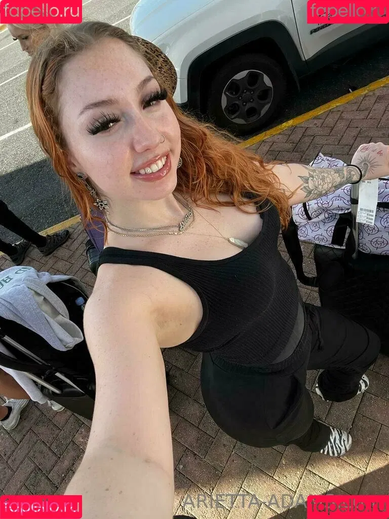 Arietta Adams Onlyfans Photo Gallery 
