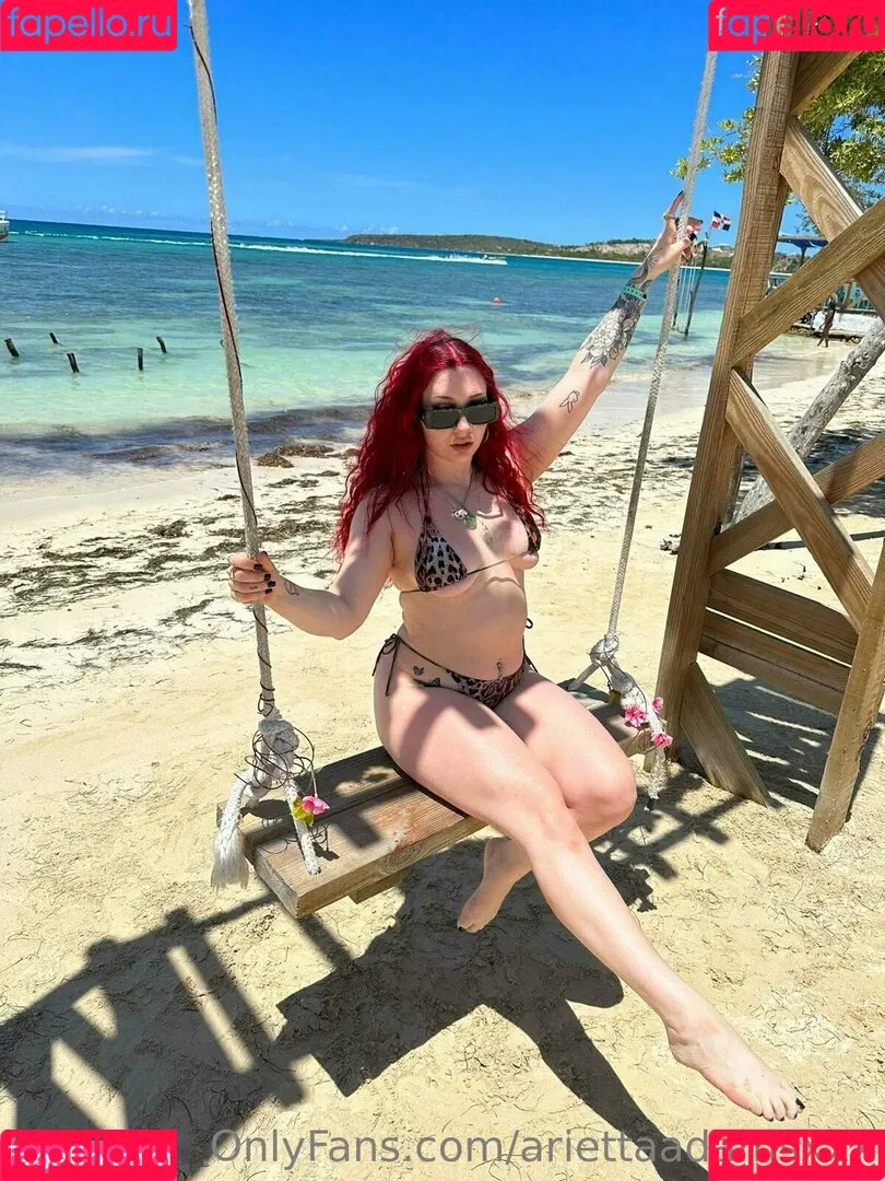 Arietta Adams Onlyfans Photo Gallery 