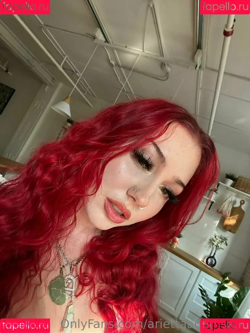 Arietta Adams Onlyfans Photo Gallery 