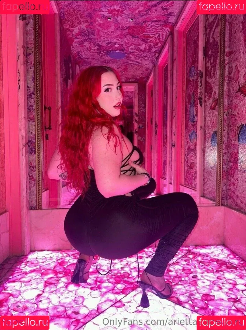 Arietta Adams Onlyfans Photo Gallery 