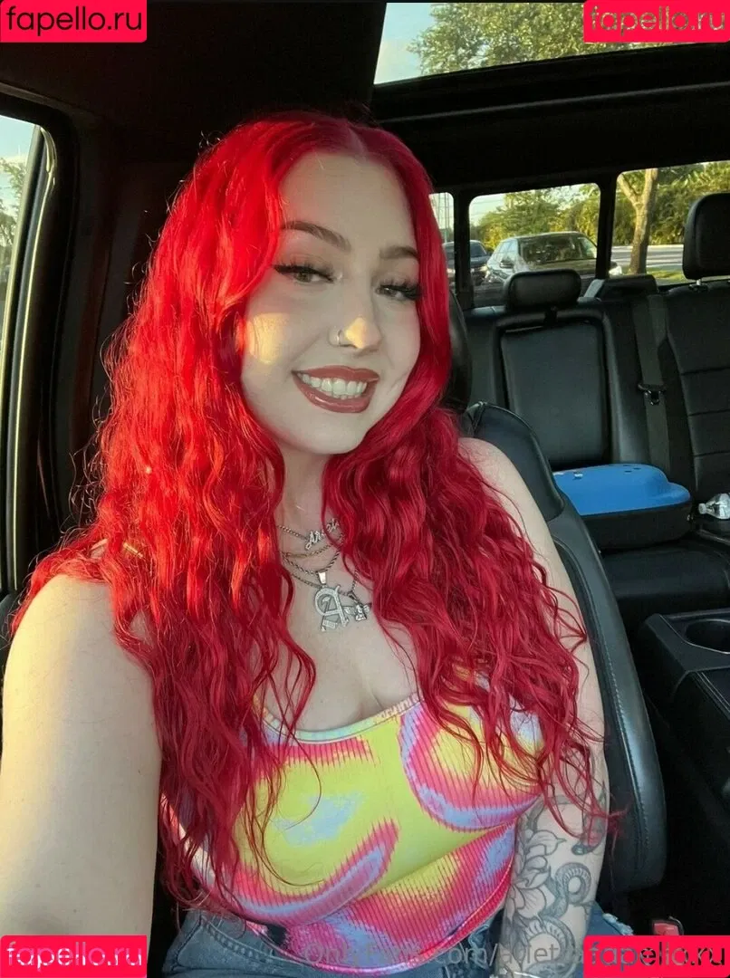 Arietta Adams Onlyfans Photo Gallery 