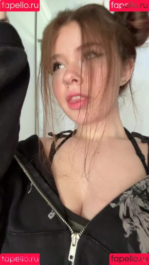 Maisie Rynn Onlyfans Photo Gallery 