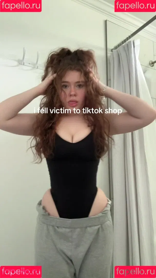 Maisie Rynn Onlyfans Photo Gallery 