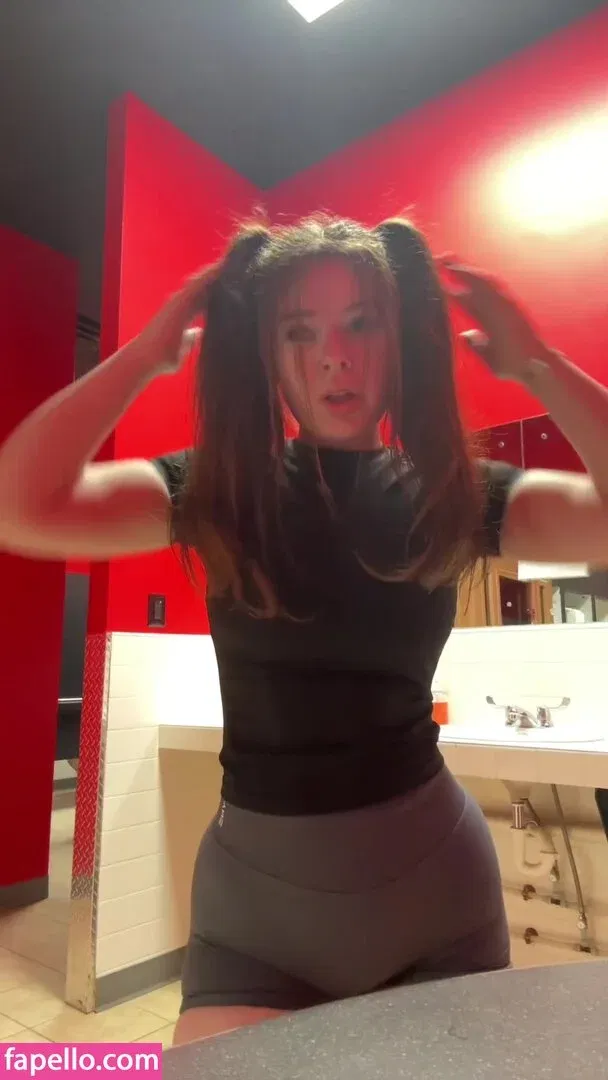 Maisie Rynn Onlyfans Photo Gallery 