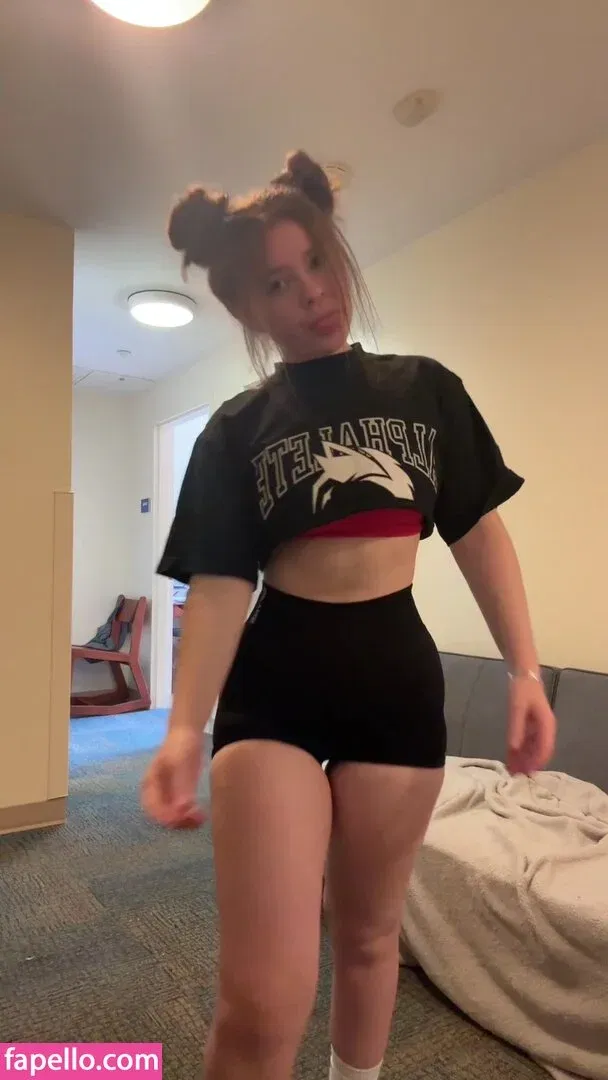 Maisie Rynn Onlyfans Photo Gallery 