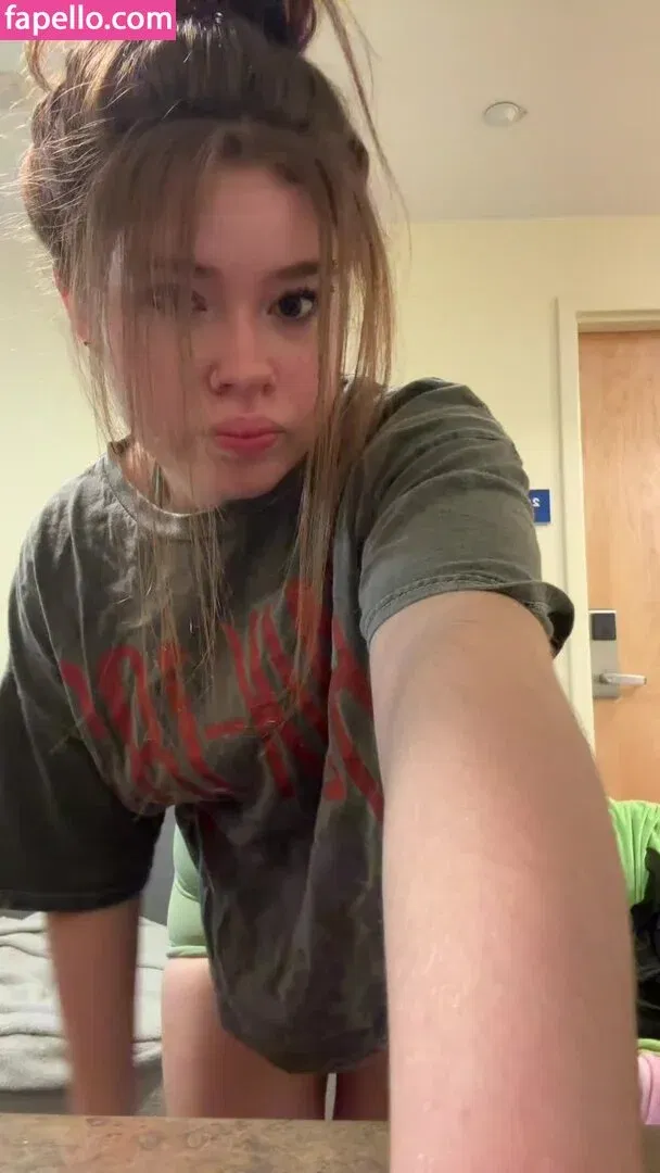 Maisie Rynn Onlyfans Photo Gallery 