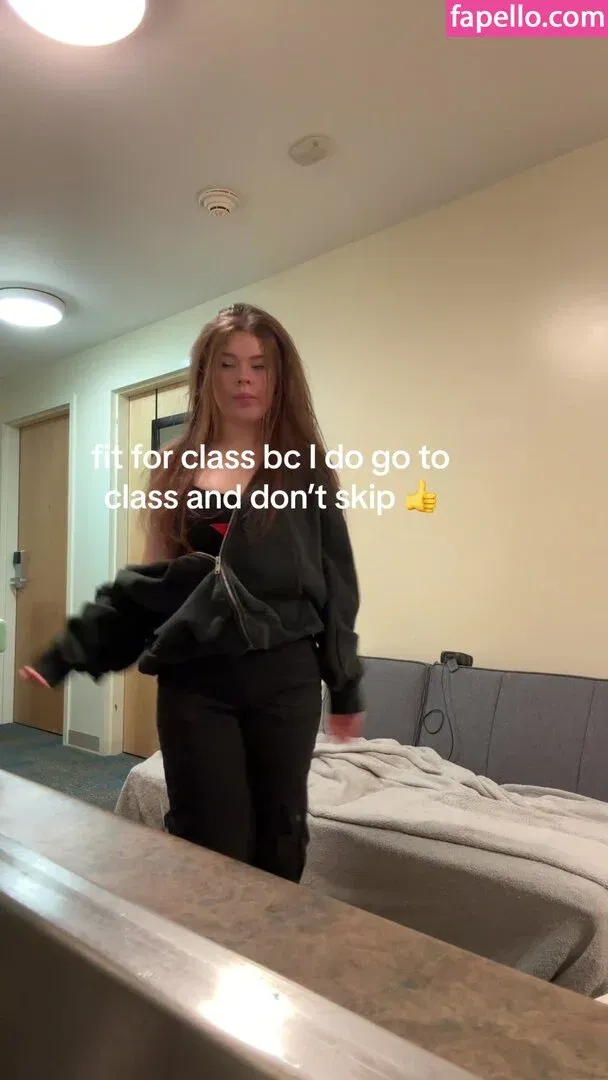 Maisie Rynn Onlyfans Photo Gallery 