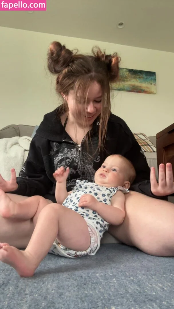 Maisie Rynn Onlyfans Photo Gallery 