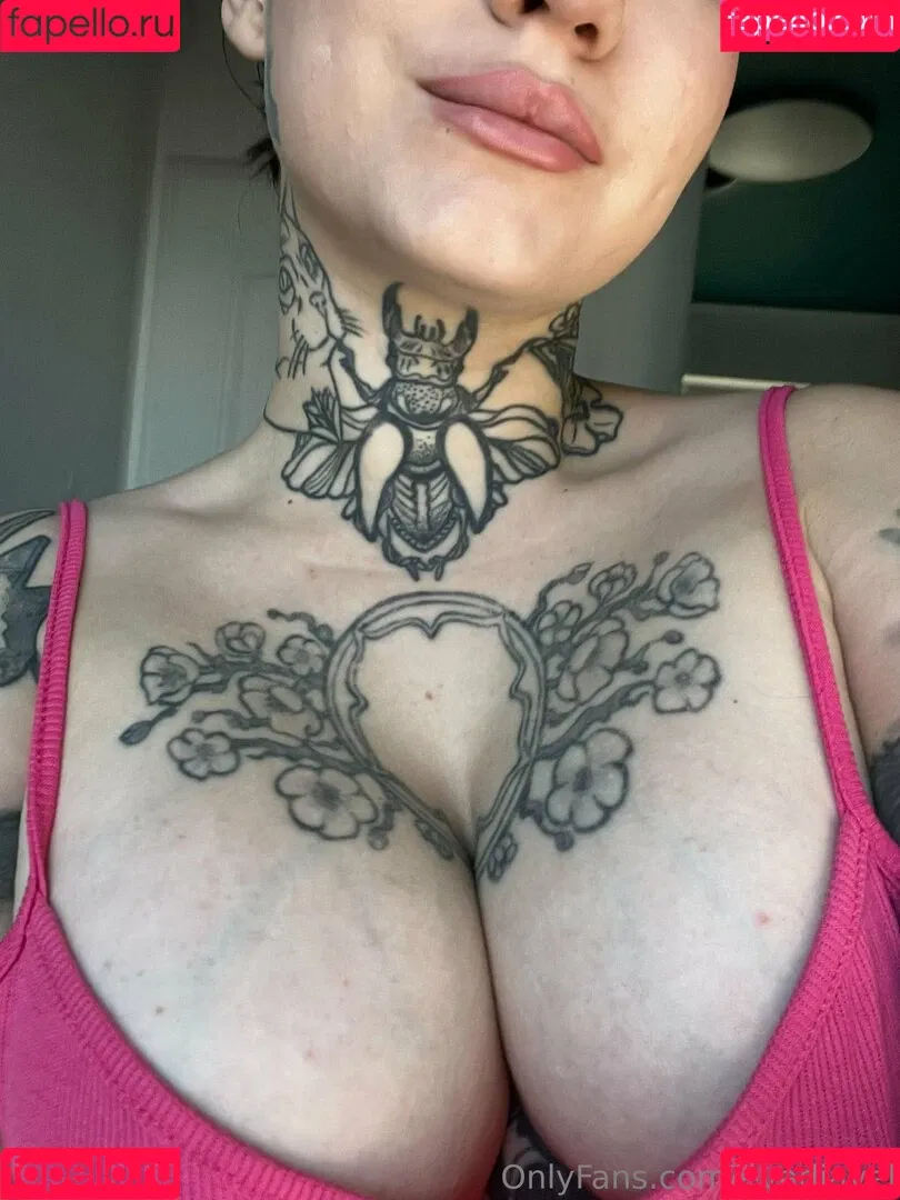evadiavel Onlyfans Photo Gallery 