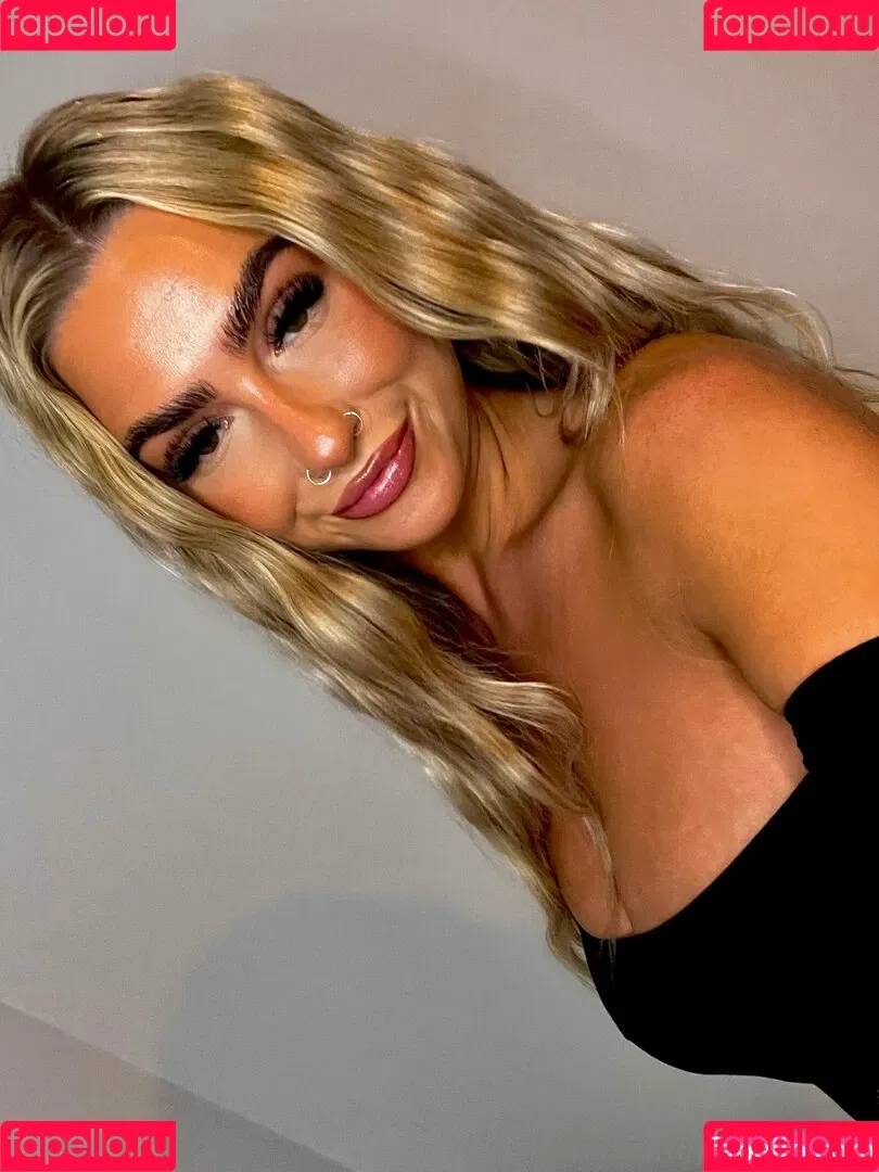 justlulafree Onlyfans Photo Gallery 