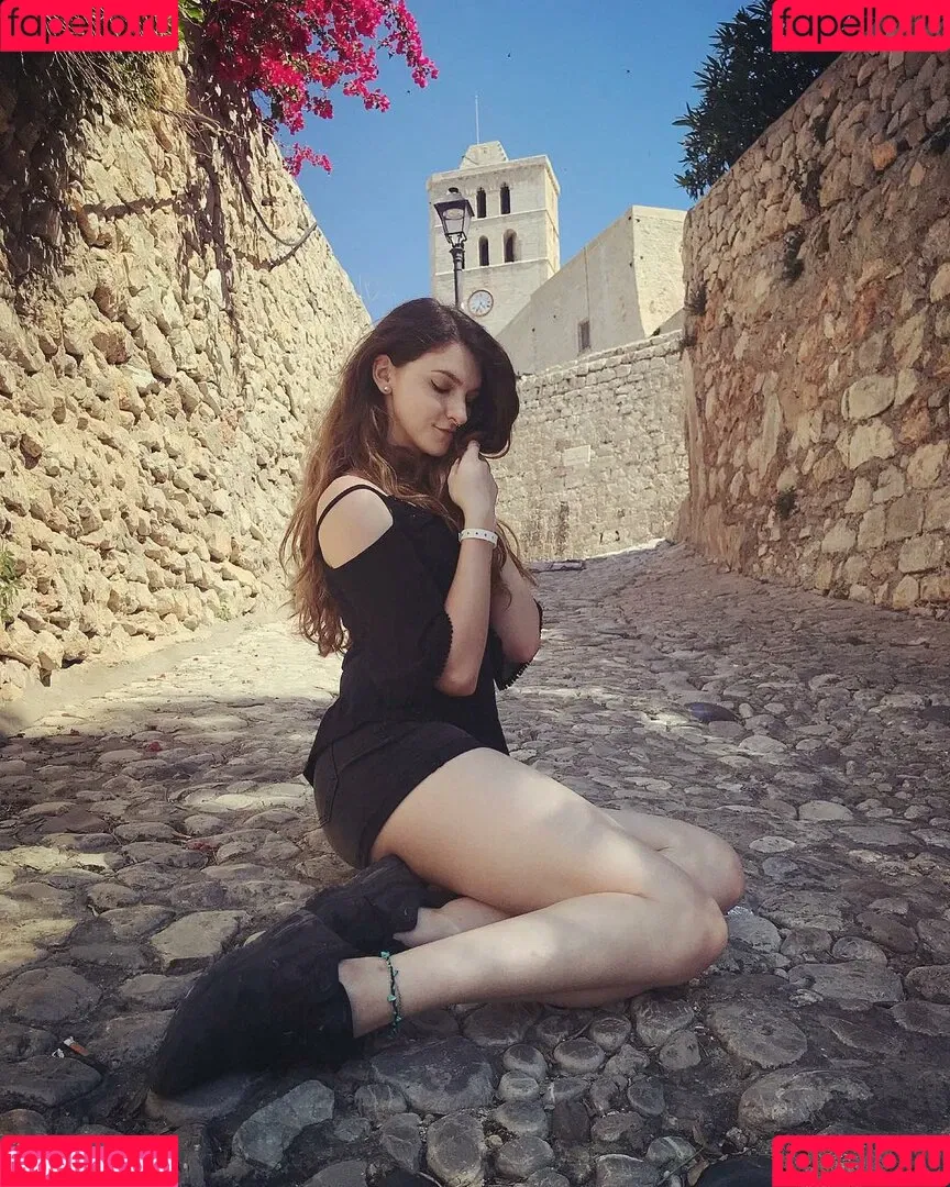 Lumenti Onlyfans Photo Gallery 
