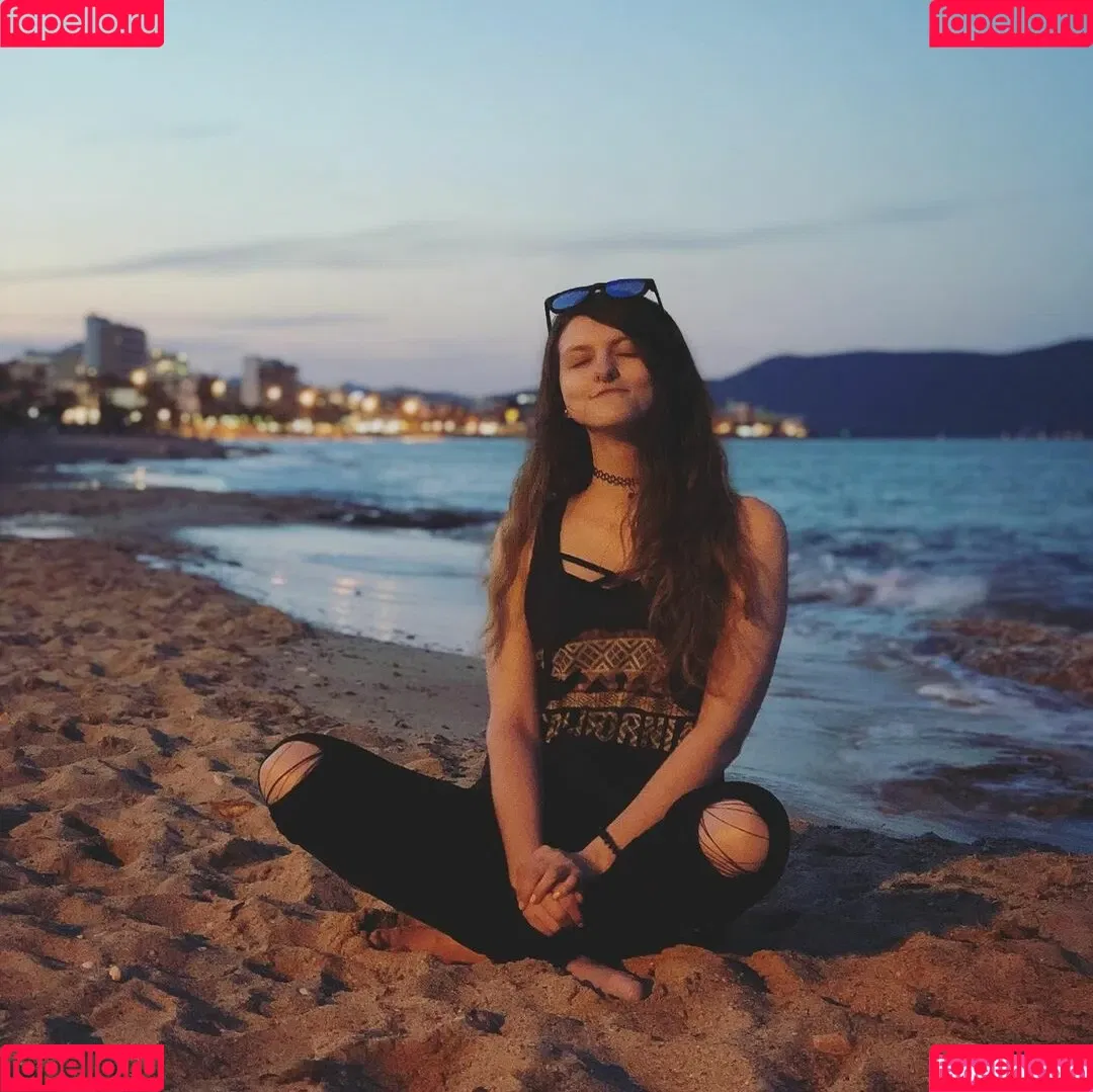 Lumenti Onlyfans Photo Gallery 