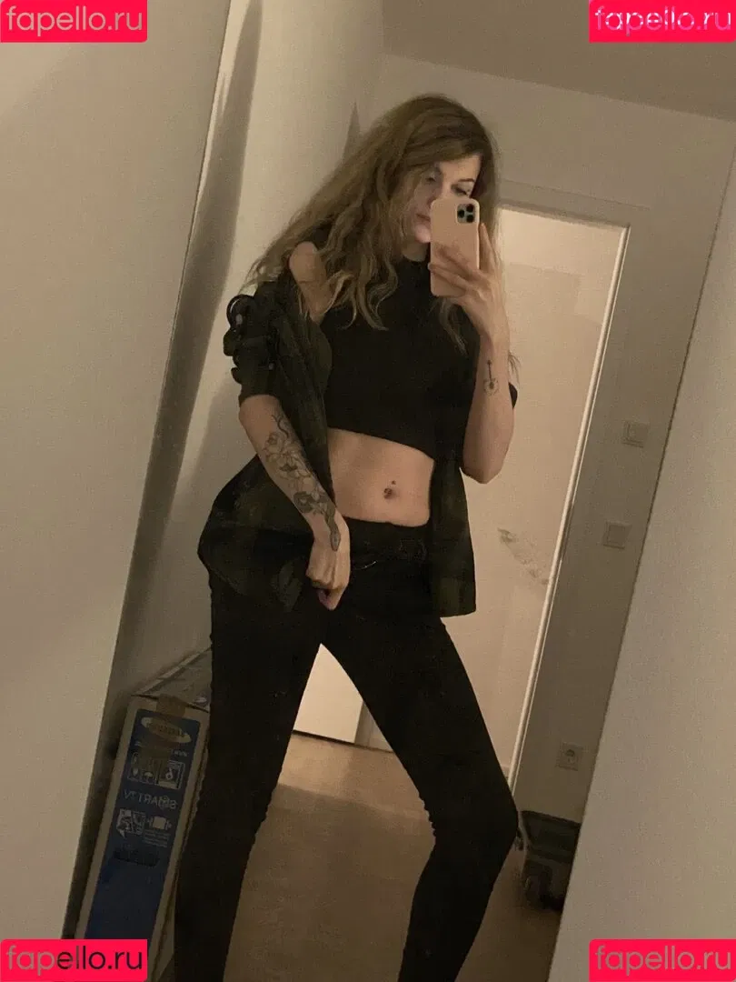 Lumenti Onlyfans Photo Gallery 